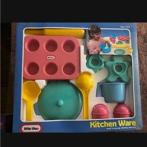 Little tikes kitchen ware